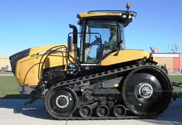 Challenger MT740