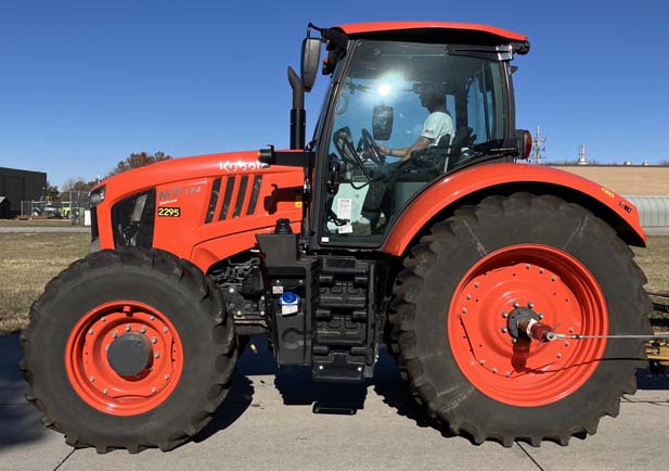 Kubota M7-174